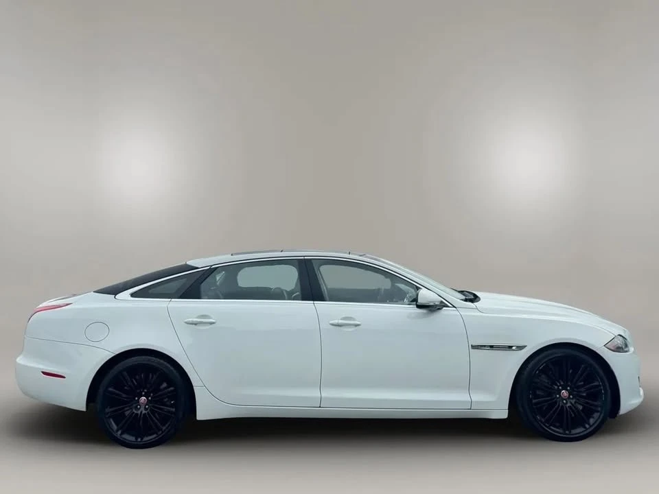 2016 Jaguar X351 XJ - Image 9 of 19