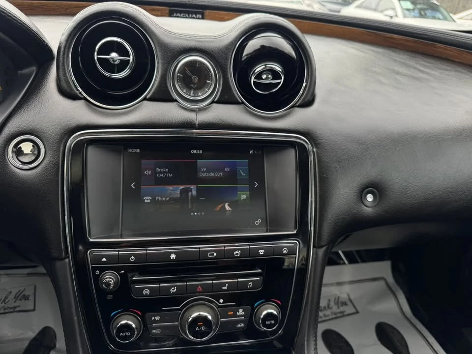 2016 Jaguar X351 XJ - Image 3 of 19