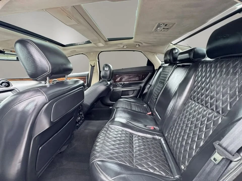 2016 Jaguar X351 XJ - Image 18 of 19