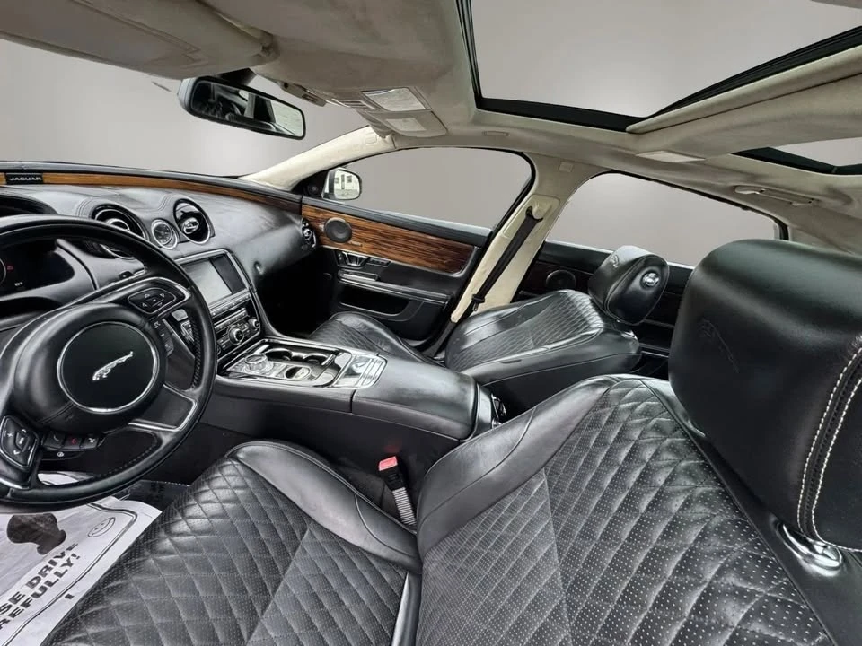 2016 Jaguar X351 XJ - Image 17 of 19