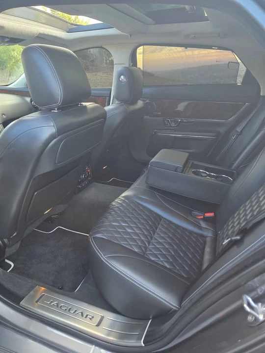2016 Jaguar - Image 11 of 18
