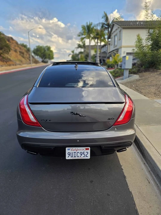 2016 Jaguar - Image 6 of 18
