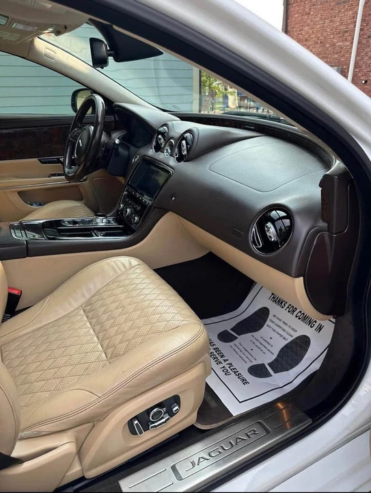 2016 Jaguar X351 XJ - Image 10 of 12