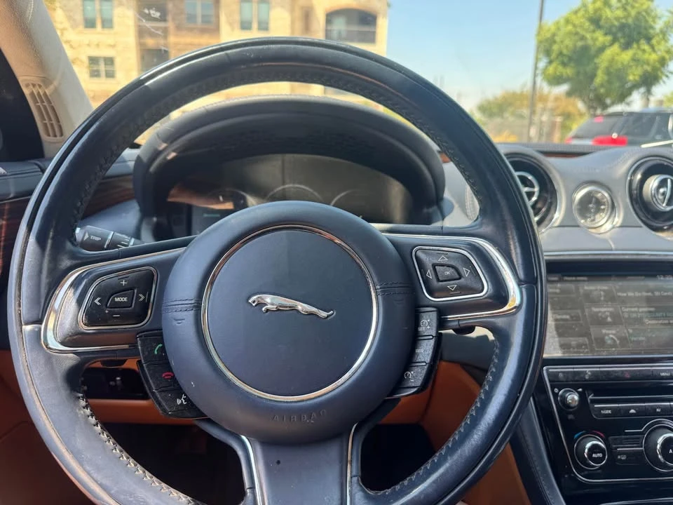 2016 Jaguar X351 XJ - Image 17 of 19