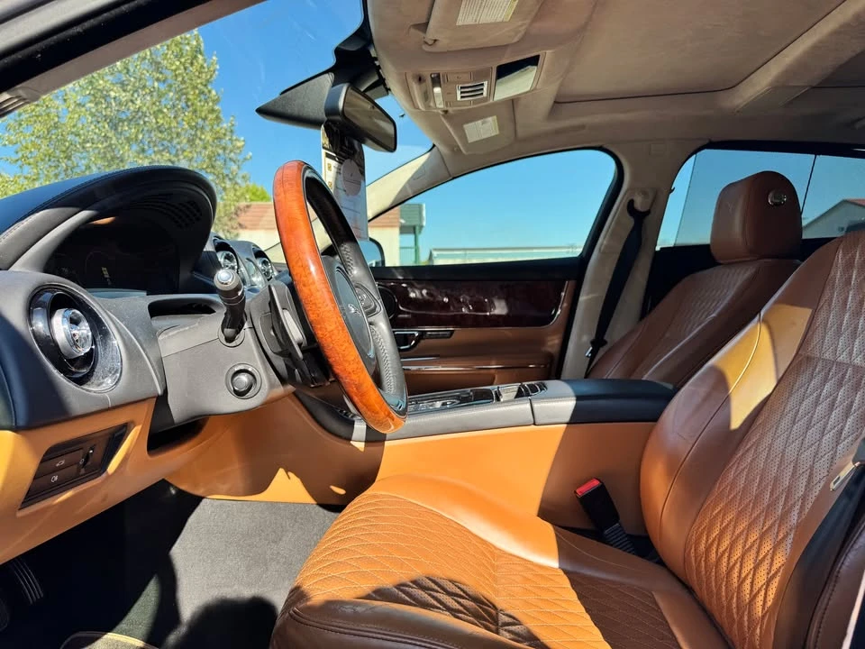 2016 Jaguar X351 XJ - Image 9 of 17