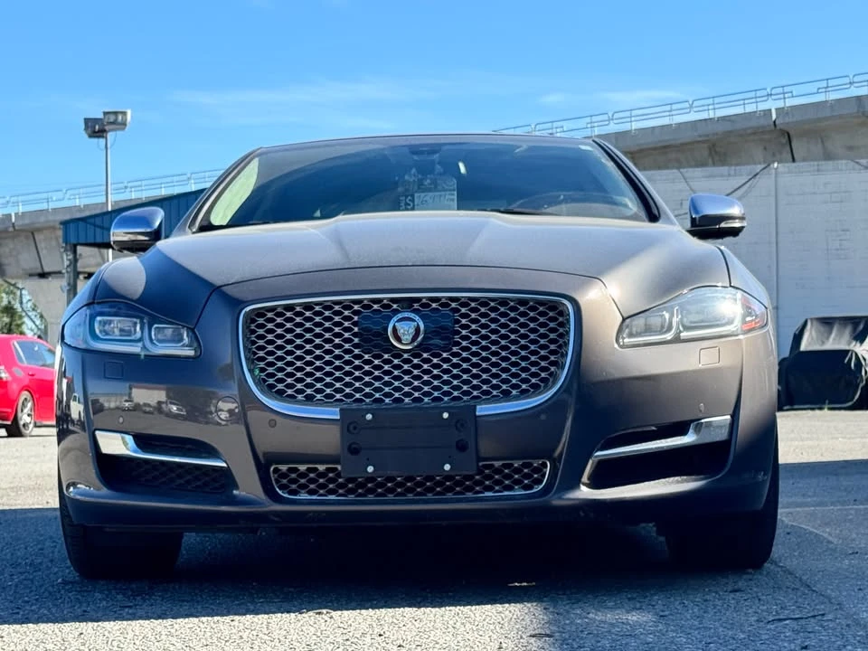 2016 Jaguar X351 XJ - Image 8 of 17