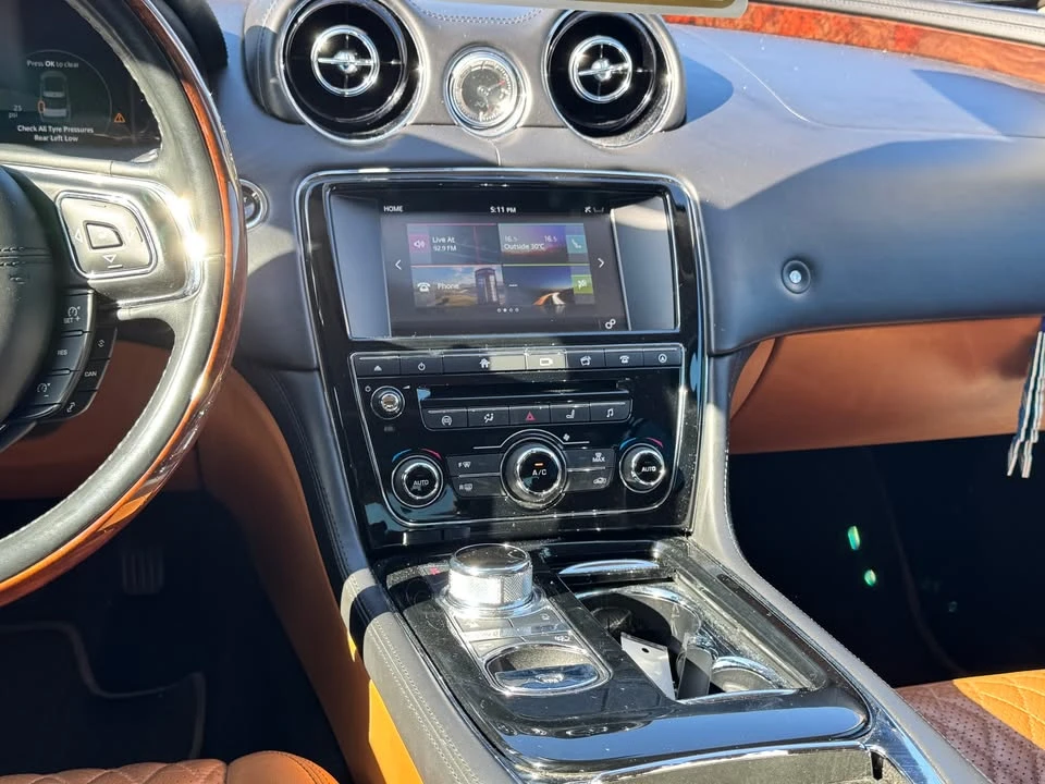 2016 Jaguar X351 XJ - Image 16 of 18