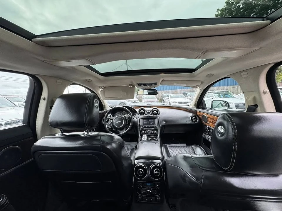 2016 Jaguar X351 XJ - Image 17 of 20