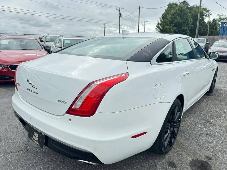 2016 Jaguar X351 XJ - Image 9 of 20