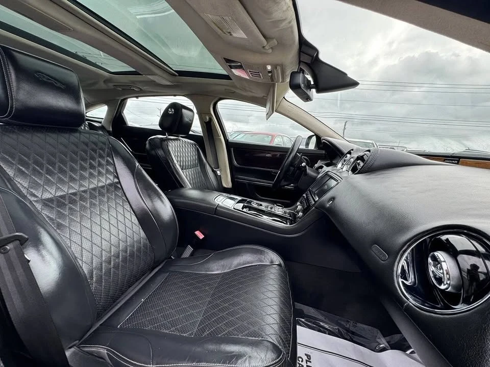 2016 Jaguar X351 XJ - Image 19 of 20