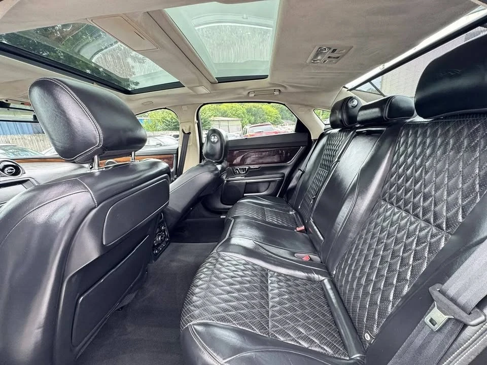 2016 Jaguar X351 XJ - Image 13 of 20