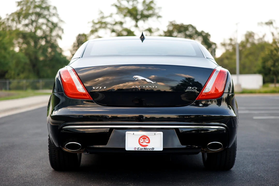 2016 Jaguar X351 XJ - Image 13 of 31