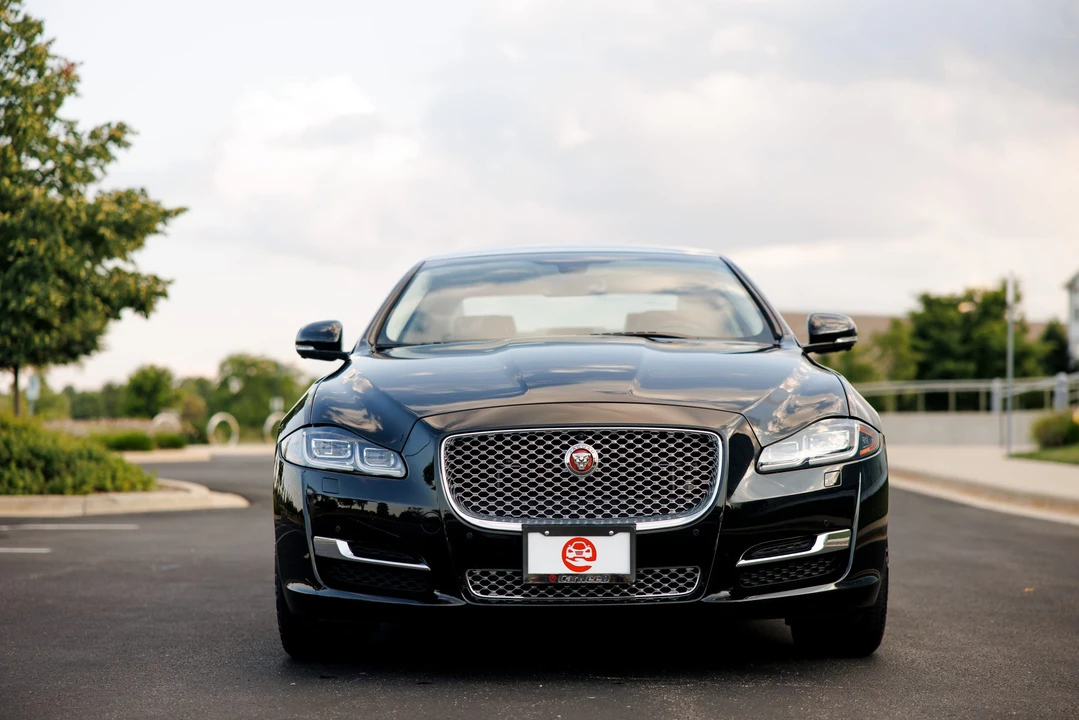 2016 Jaguar X351 XJ - Image 4 of 31