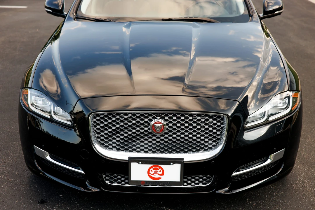 2016 Jaguar X351 XJ - Image 19 of 31
