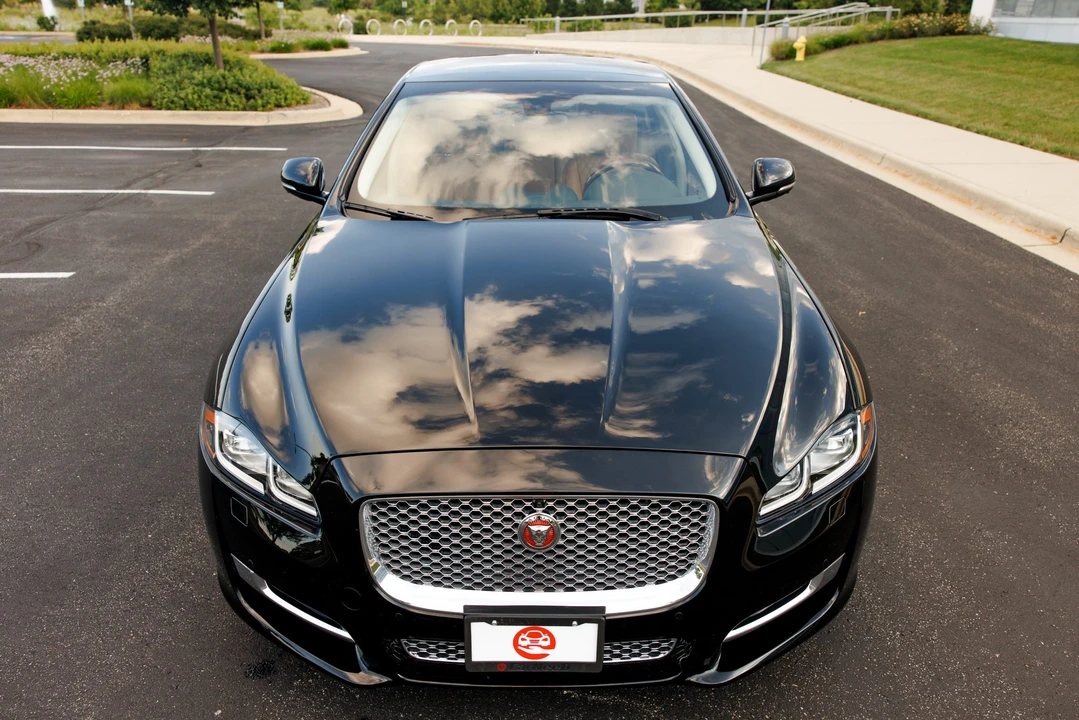 2016 Jaguar X351 XJ - Image 16 of 31
