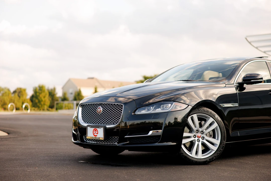 2016 Jaguar X351 XJ - Image 24 of 31