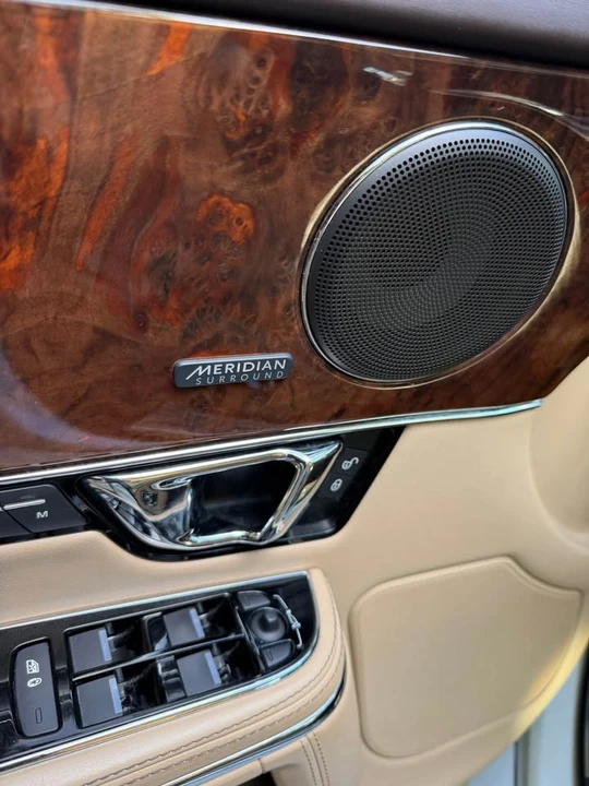 2016 Jaguar X351 XJ - Image 12 of 15
