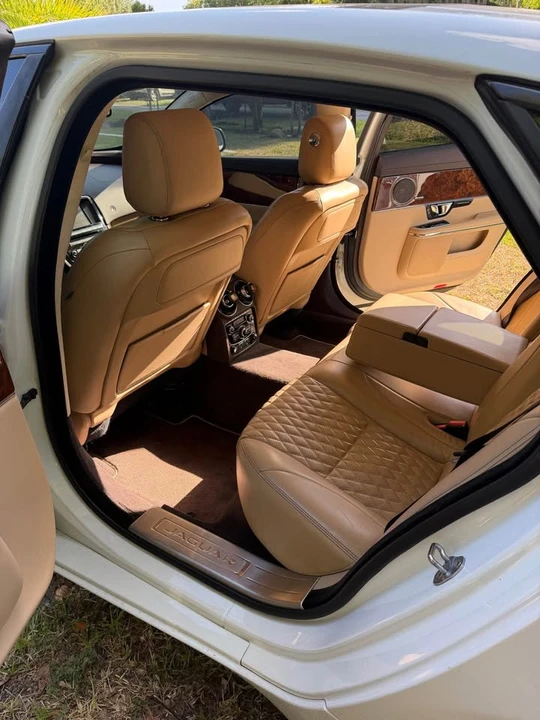 2016 Jaguar X351 XJ - Image 6 of 15