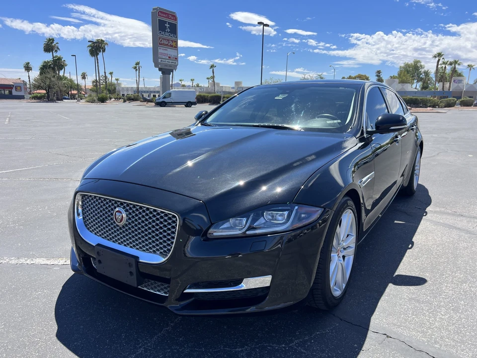 2016 Jaguar X351 XJ - Image 3 of 31