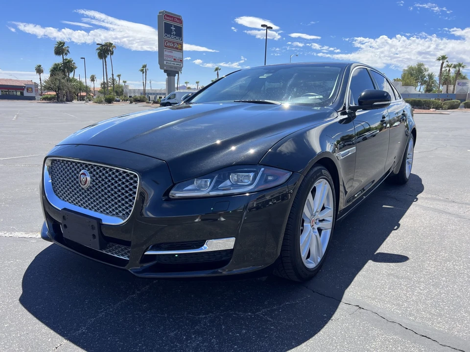 2016 Jaguar X351 XJ - Image 4 of 31