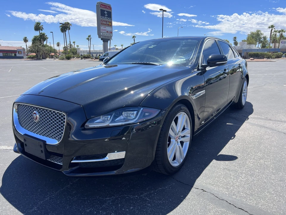 2016 Jaguar X351 XJ - Image 5 of 31