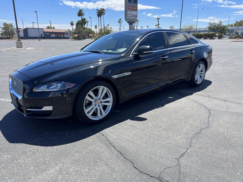 2016 Jaguar X351 XJ - Image 7 of 31
