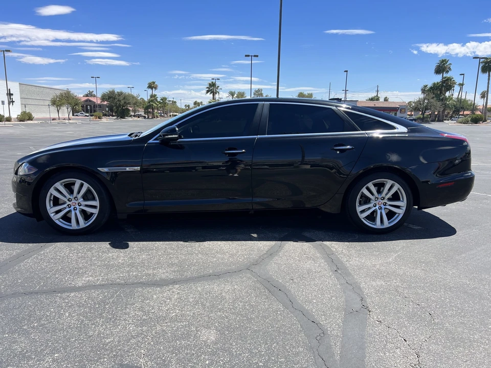 2016 Jaguar X351 XJ - Image 8 of 31