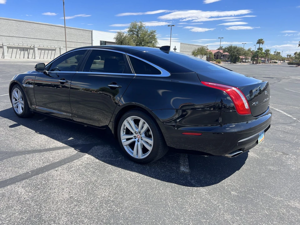 2016 Jaguar X351 XJ - Image 9 of 31