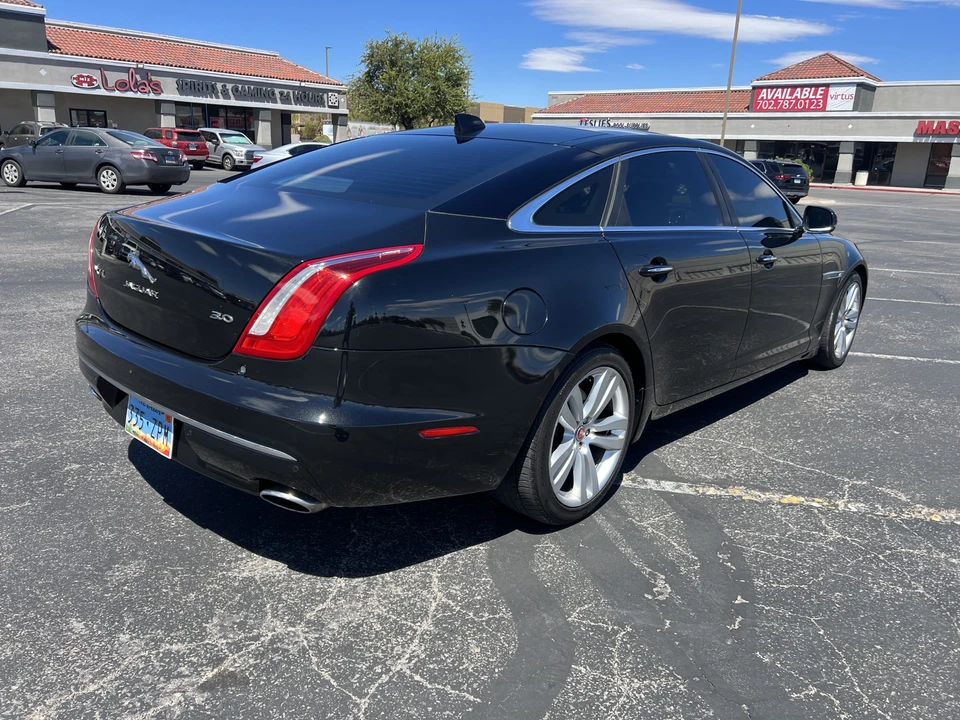 2016 Jaguar X351 XJ - Image 17 of 31