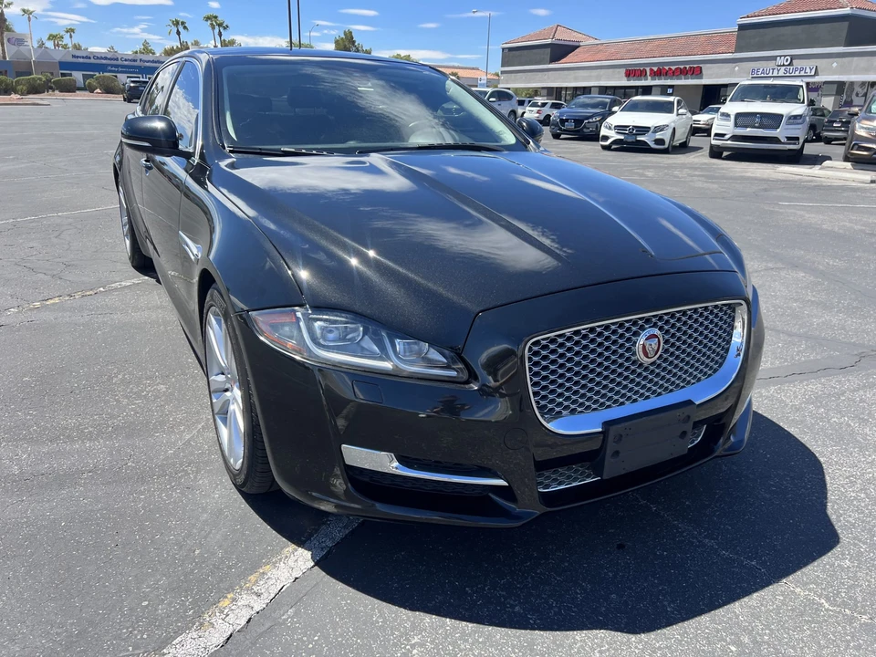 2016 Jaguar X351 XJ - Image 23 of 31