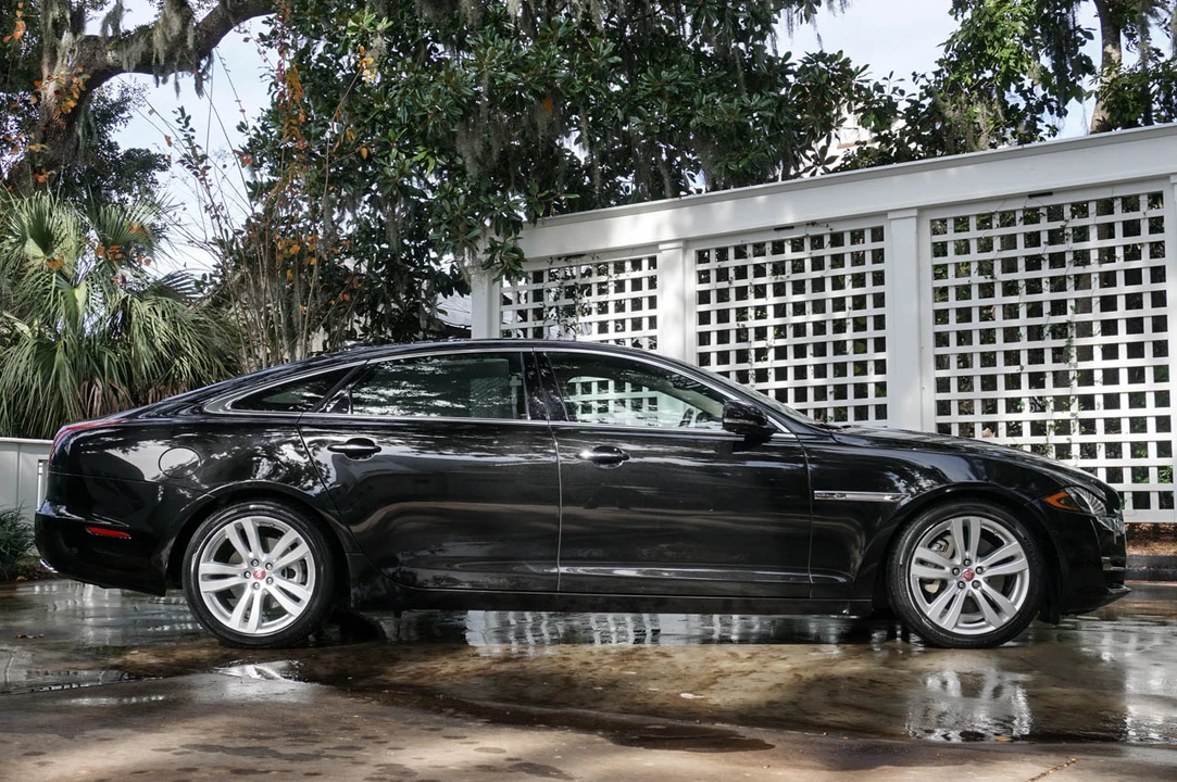 2016 Jaguar X351 XJ - Image 7 of 31