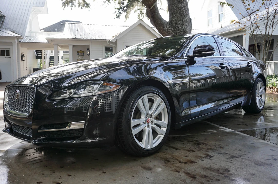 2016 Jaguar X351 XJ - Image 2 of 31