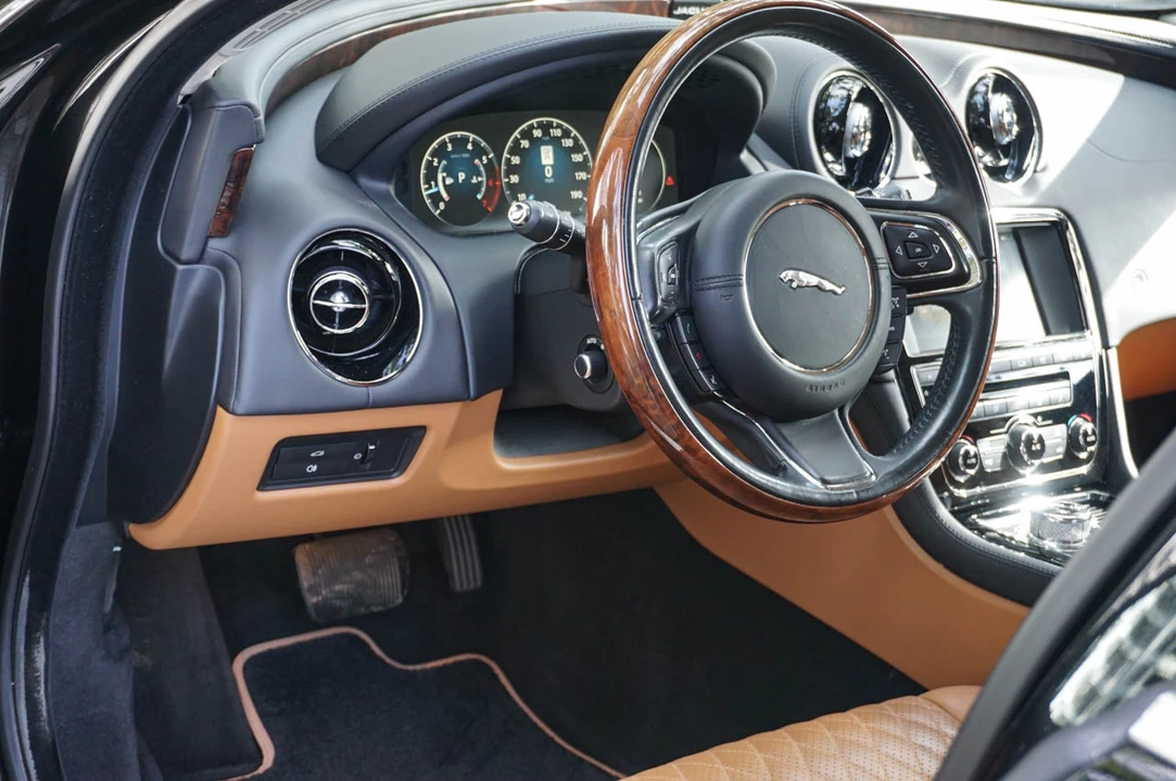 2016 Jaguar X351 XJ - Image 29 of 31