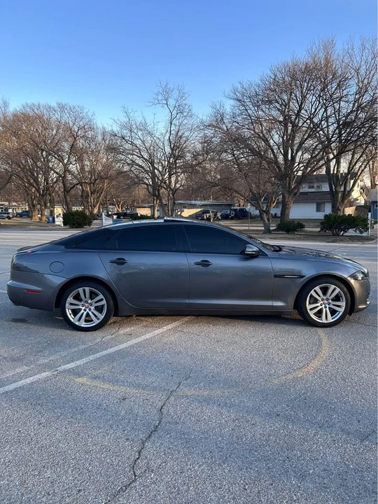 2016 Jaguar X351 XJ - Image 4 of 20