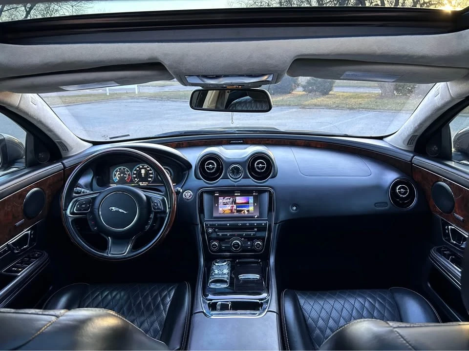 2016 Jaguar X351 XJ - Image 11 of 20