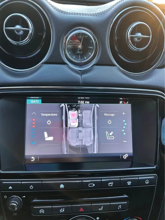 2016 Jaguar X351 XJ - Image 12 of 20