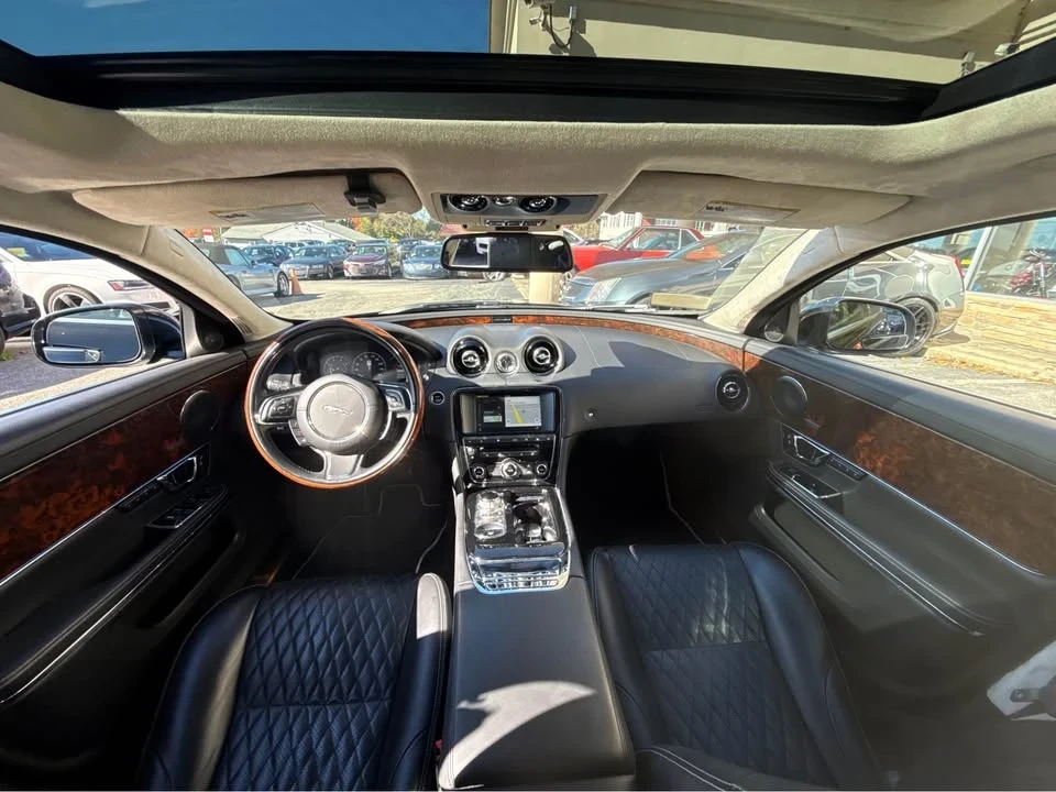 2016 Jaguar X351 XJ - Image 18 of 20