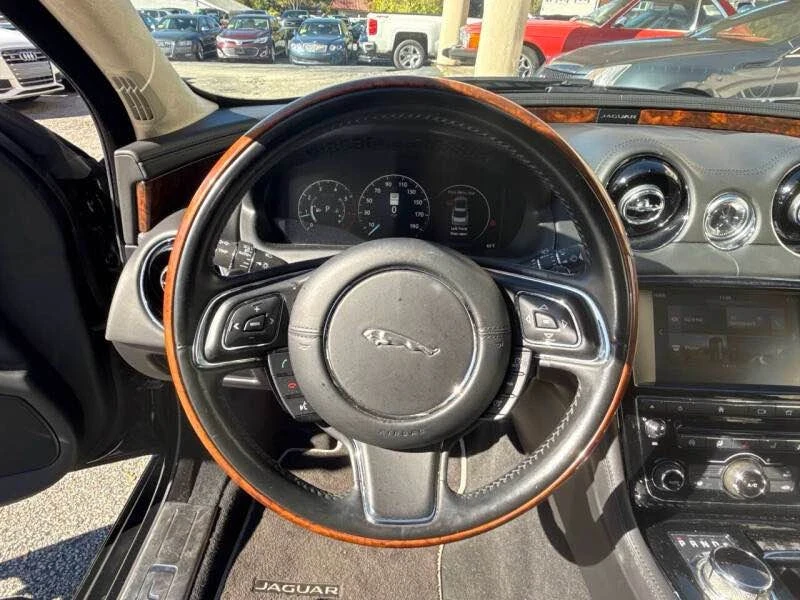 2016 Jaguar X351 XJ - Image 12 of 20