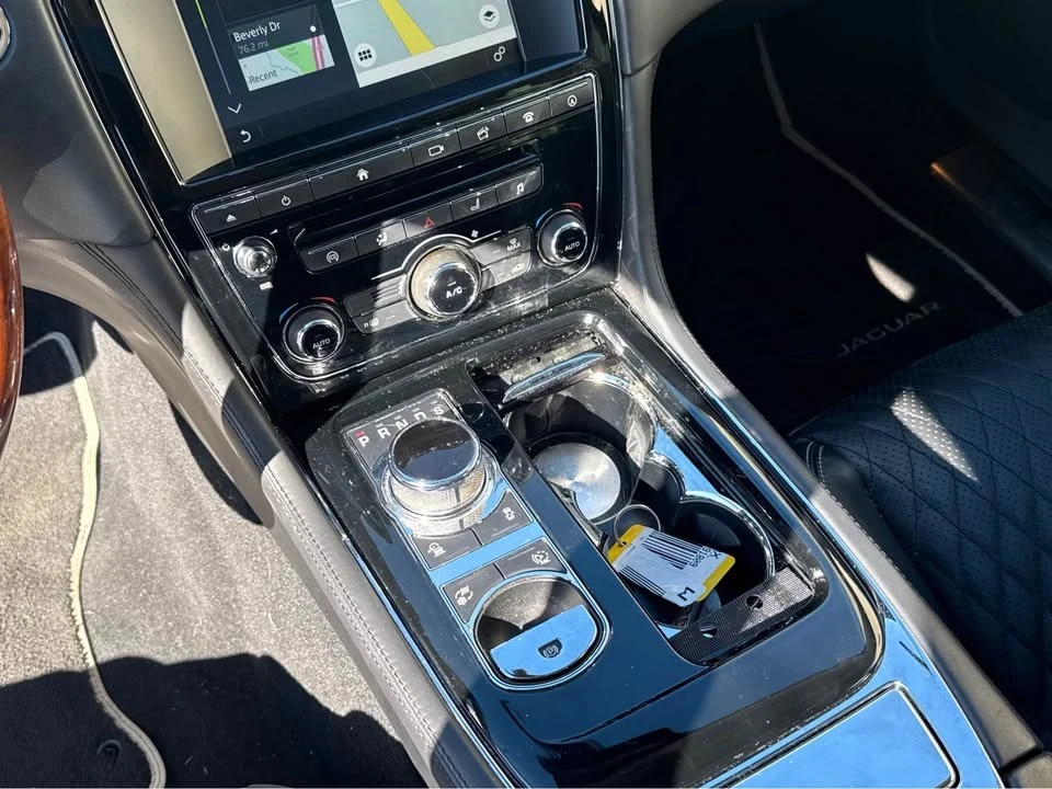 2016 Jaguar X351 XJ - Image 19 of 20