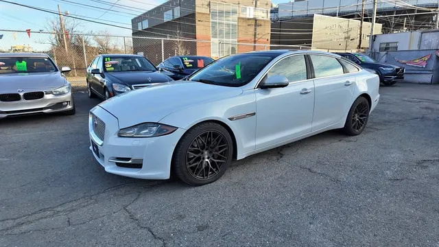 2016 Jaguar XJL Portfolio Sedan