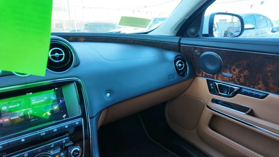 2016 Jaguar X351 XJ - Image 16 of 19