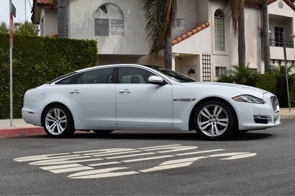 2016 Jaguar X351 XJ - Image 9 of 20