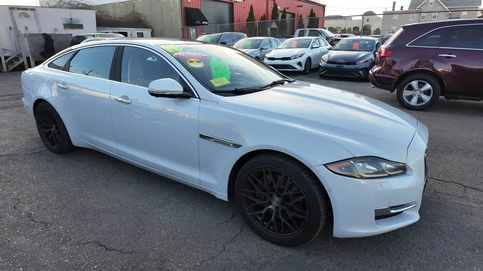 2016 Jaguar X351 XJ - Image 3 of 19