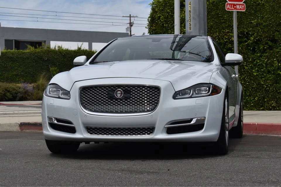 2016 Jaguar X351 XJ - Image 5 of 20