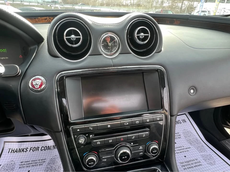 2016 Jaguar X351 XJ - Image 15 of 21
