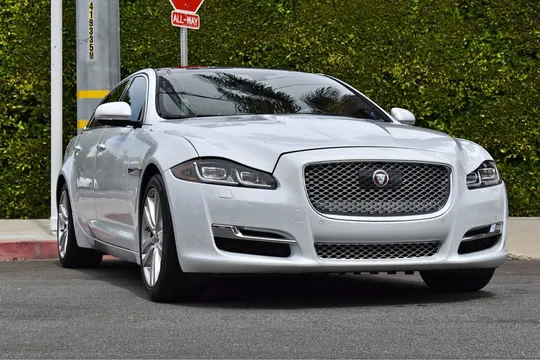 2016 Jaguar XJL Portfolio Sedan
