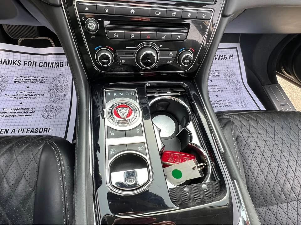 2016 Jaguar X351 XJ - Image 16 of 21