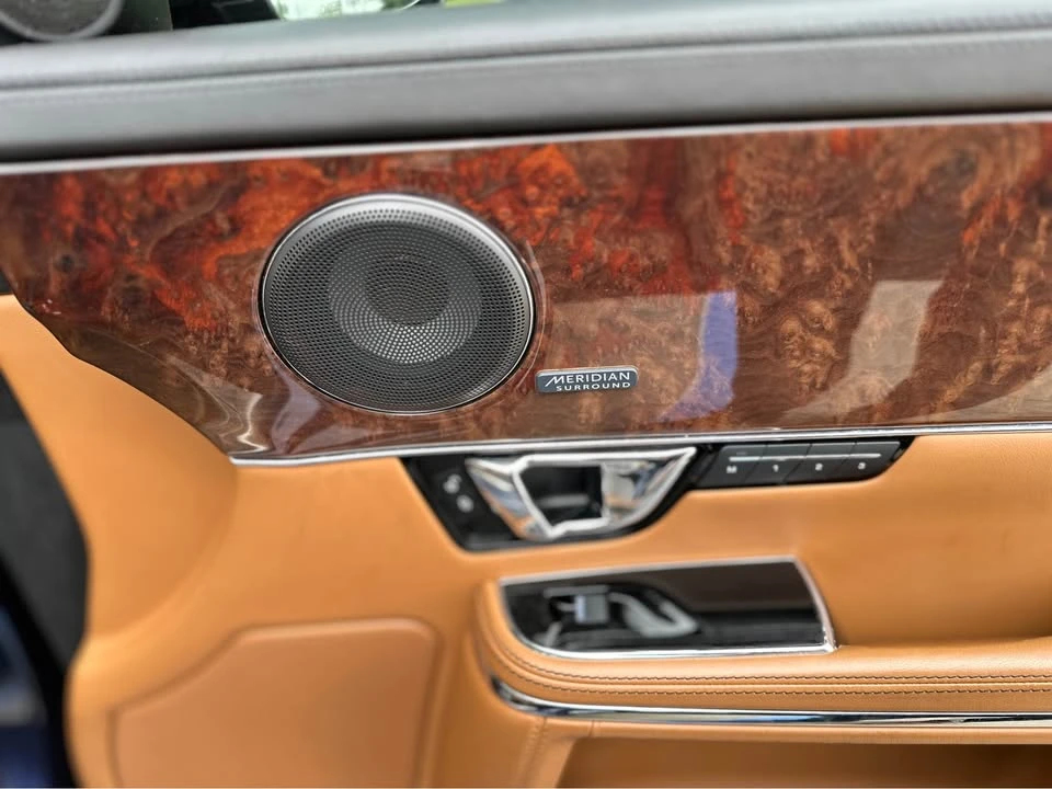 2016 Jaguar X351 XJ - Image 9 of 16