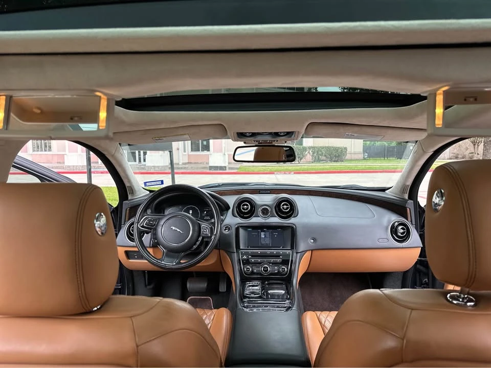 2016 Jaguar X351 XJ - Image 11 of 16