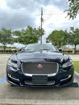 2016 Jaguar XJL Portfolio Sedan